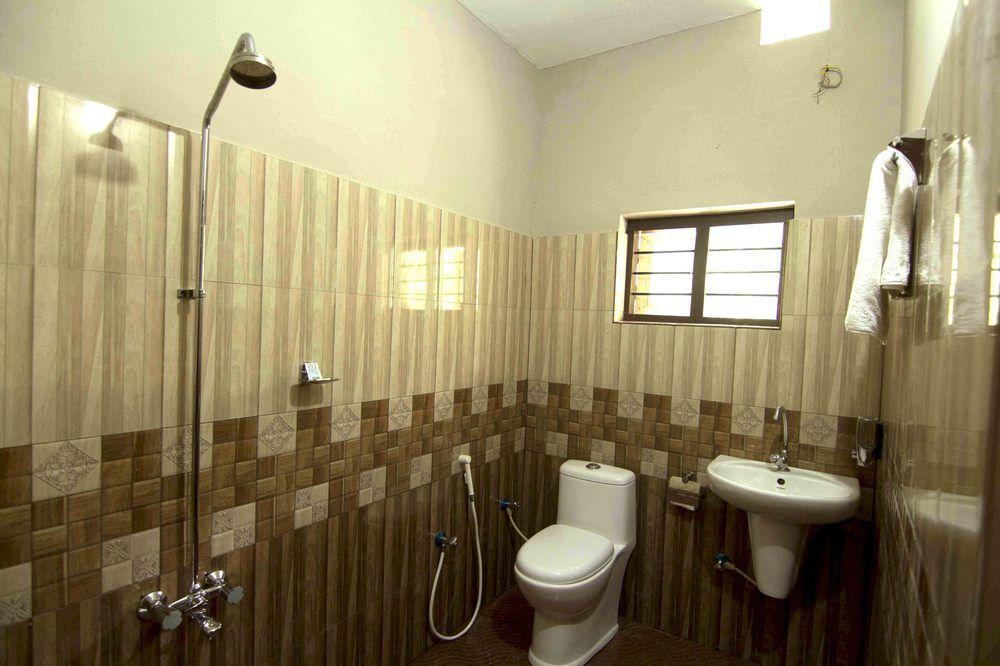 Vedanta Wake Up Wayanad Edakkal Caves Hotell Ambalavayal Exteriör bild